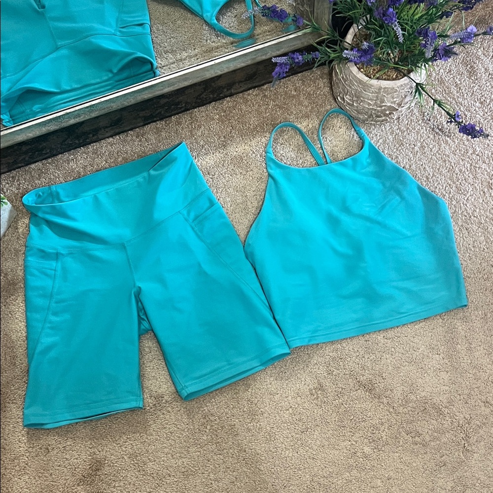 Old Navy Women's Athletic Shorts and Top Set - Teal/ light blue